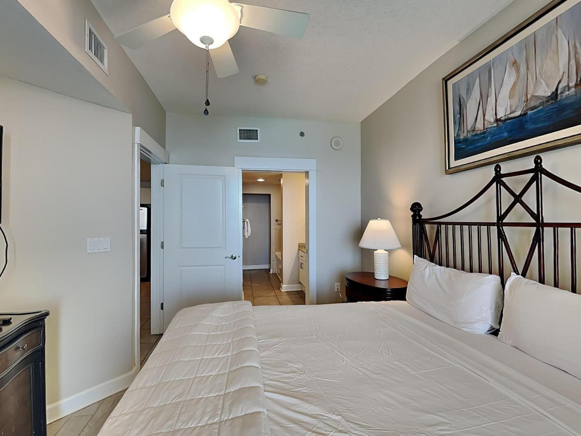 Grand Panama - The Grand 1304